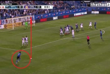 VIDEO: Drogba tỏa sáng với cú sút phạt knuckle tại vòng 27 MLS