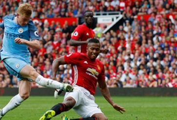 De Bruyne chỉ ra thứ vũ khí mà MU đã khiến M.C run sợ