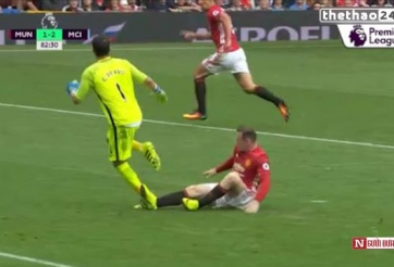 VIDEO: Xem màn trả đũa của Rooney với thủ thành Bravo