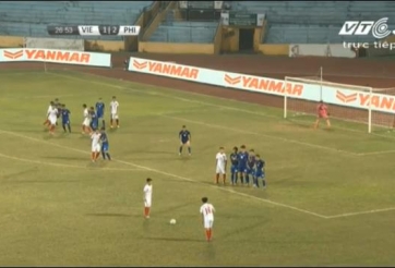 Màn phối hợp đá phạt thành bàn đẹp mắt của U19 Việt Nam