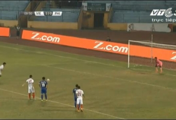Đức Chinh mở tỷ số trên chấm 11m (U19 Việt Nam 1-0 U19 Philippines)