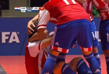 VIDEO: Ayala sút xa nâng tỷ số lên 3-0 cho Paraguay