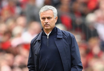 MU thua liên tiếp 2 trận, Scholes lớn tiếng ‘dạy đời’ Mourinho