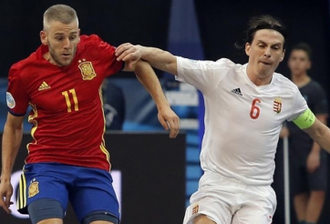 Thêm 2 đội giành quyền vào vòng 1/8 Futsal World Cup 2016