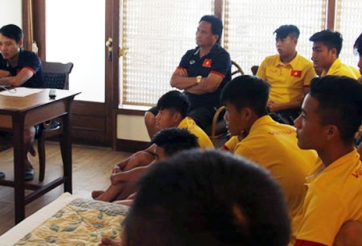 U16 VN họp rút kinh nghiệm, tích cực chuẩn bị gặp Australia