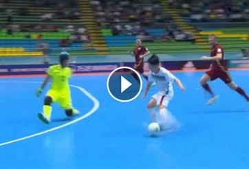 VIDEO: Những pha tấn công nguy hiểm của ĐT Futsal Việt Nam vs Nga