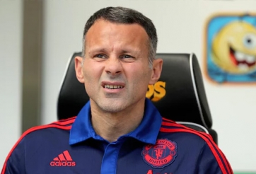 Giggs có thể trở lại Anh đối đầu Man Utd