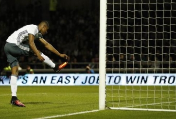 VIDEO: Marcus Rashford lần thứ 6 ghi bàn ở một trận ra mắt