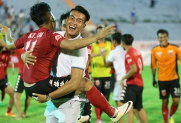 Video bàn thắng: Long An 1-0 Viettel (Play-off V-League 2016)
