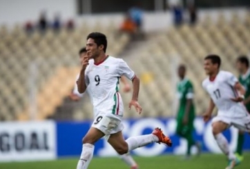 VIDEO: Sayyad đánh đầu mở tỷ số cho U16 Iran