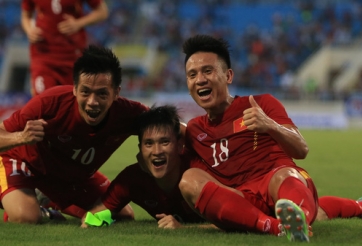 Công Vinh: HLV Hữu Thắng đang gặp khó với ĐT Việt Nam