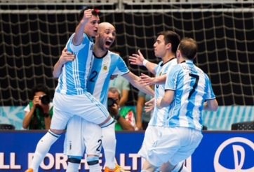 Tin tức Futsal W.C: Thêm 2 đội giành vé vào bán kết