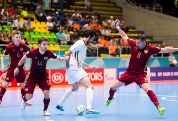 VIDEO: Thắng kịch tính Iran, Nga vào chung kết World Cup Futsal 2016