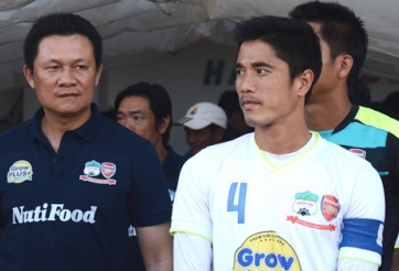 HAGL chia tay cầu thủ đầu tiên sau V-League 2016