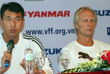 HLV Triều Tiên: 'Đối thủ Việt Nam sẽ rất khó chơi'