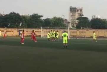 VIDEO: Tuấn Hưng lập siêu phẩm đá phạt mừng sinh nhật tuổi 38