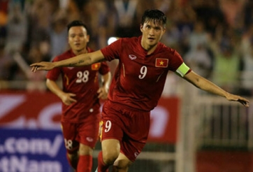 ĐT Việt Nam thăng hoa nhờ đôi chân HAGL và trái tim xứ Nghệ