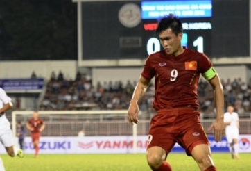 VIDEO: Văn Toàn kiến tạo, Công Vinh nâng tỷ số lên 2-1 cho ĐTVN