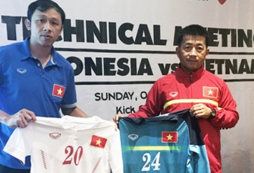 Việt Nam được thay 6 cầu thủ, mặc áo trắng đấu với Indonesia