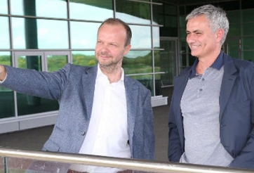 Sốc với đội ngũ tuyển trạch viên của M.U