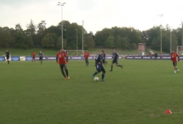 VIDEO: Ribery bị fan lừa bóng qua người với kỹ thuật cực đỉnh