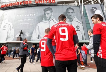 Nhờ CĐV, MU tiếp tục thống trị bóng đá thế giới