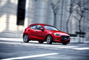 Mazda2 và CX-3 bắt mắt trong phiên bản nâng cấp mới