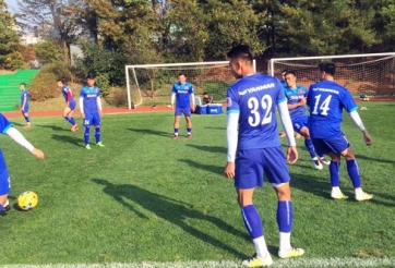 Tuyển Việt Nam luyện bài lạ, đội Công Vinh lại thua