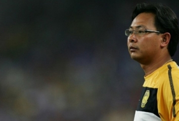 Đối thủ của ĐT Việt Nam bắt đầu thanh lọc nhân sự