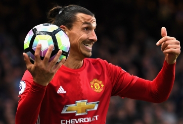 'Ibra như ông già, M.U cách đội bóng giỏi 1 triệu dặm'