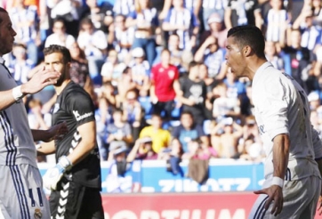 Ronaldo lập hattrick, Real ngược dòng hạ Alaves