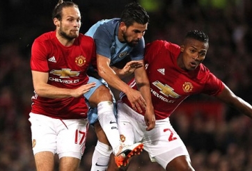 Nóng: Trụ cột của M.U lên bàn mổ