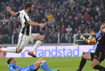 Video bàn thắng: Juventus 2-1 Napoli (Vòng 11 - Serie  A)