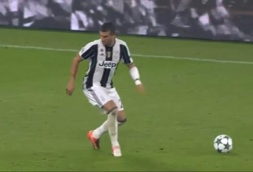 VIDEO: Pha lừa bóng ảo diệu của sao Juve