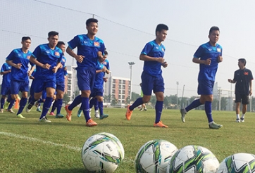 U22 Việt Nam chọn đội trưởng, Minh Vương khó sang Trung Quốc