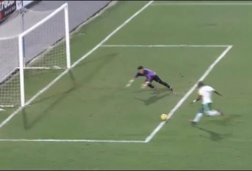 VIDEO: Việt Nam nhận bàn thua sau đòn 'hồi mã thương'