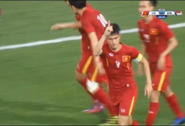 VIDEO: Công Vinh đánh đầu gỡ hòa cho ĐT Việt Nam
