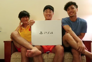 Tuấn Anh, Xuân Trường, Công Phượng tặng quà cho các đàn em Học viện HAGL