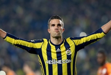 VIDEO: Van Persie tỏa sáng với cú đúp ở trận derby Thổ Nhĩ Kỳ