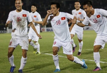 Tiền đạo Malaysia chỉ ra cầu thủ đáng sợ nhất của Việt Nam