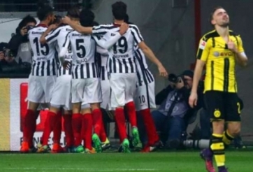Video bàn thắng: Frankfurt 2-1 Dortmund (Vòng 12 - Bundesliga)