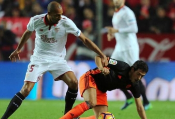 Video bàn thắng: Sevilla 2-1 Valencia (Vòng 13 - La Liga)