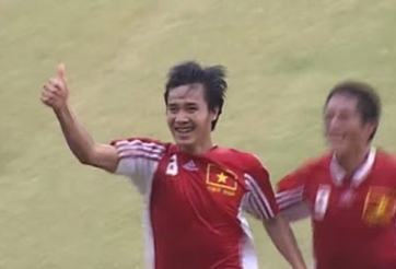 VIDEO: Màn đối đầu kịch tính nhất từng thấy giữa Việt Nam - Indonesia