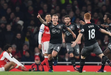Arsenal bị Southampton loại khỏi Cúp Liên đoàn