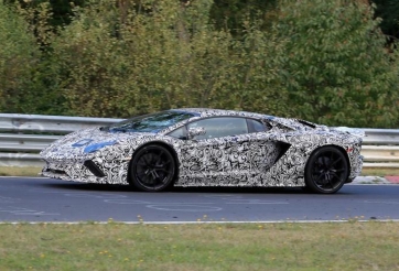 Lộ diện Lamborghini Aventador S 2017