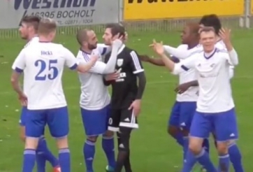 VIDEO: Quả phạt đền đầu tiên áp dụng công nghệ xem lại cho trọng tài