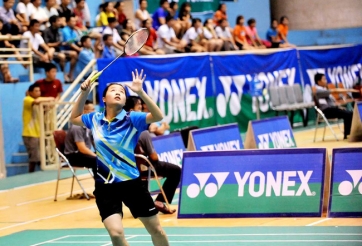 Thùy Linh nhẹ nhàng vào chung kết, Cao Cường dừng bước