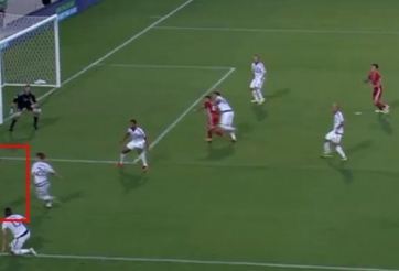 VIDEO: Đã mắt với pha qua người, kiến tạo bằng cú rabona tuyệt đỉnh