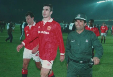 Huyền thoại MU lộ chuyện đồng đội suýt lấy mạng cảnh sát