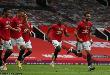 BXH Ngoại hạng Anh vòng 34: MU tiến gần top 4